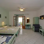 Myriam Studios Patitiri